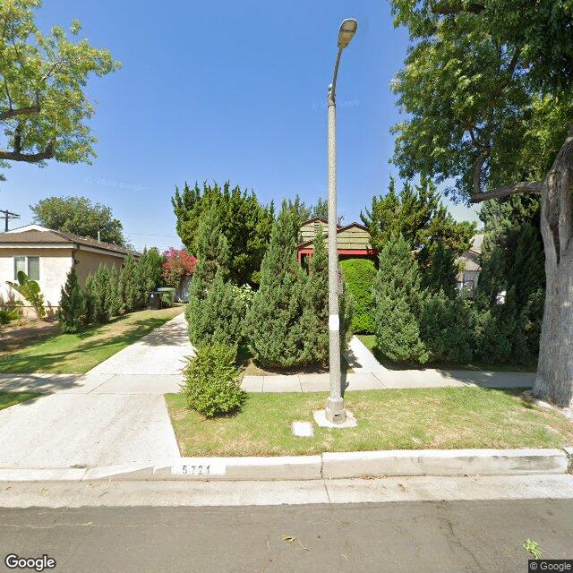 Foreclosed Property at 5721 N ZELZAH AVE