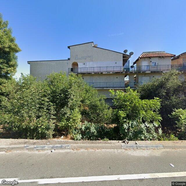 Foreclosed Property at 5460 N WHITE OAK AVE