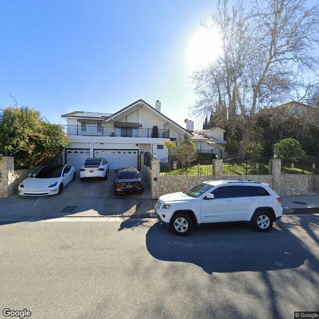 Foreclosed Property at 4470 N WINNETKA AVE