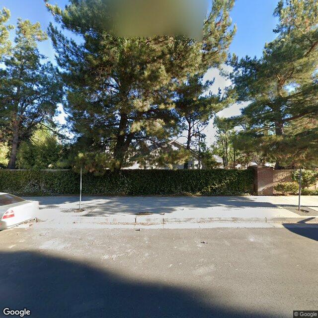 Foreclosed Property at 6201 N PENFIELD AVE