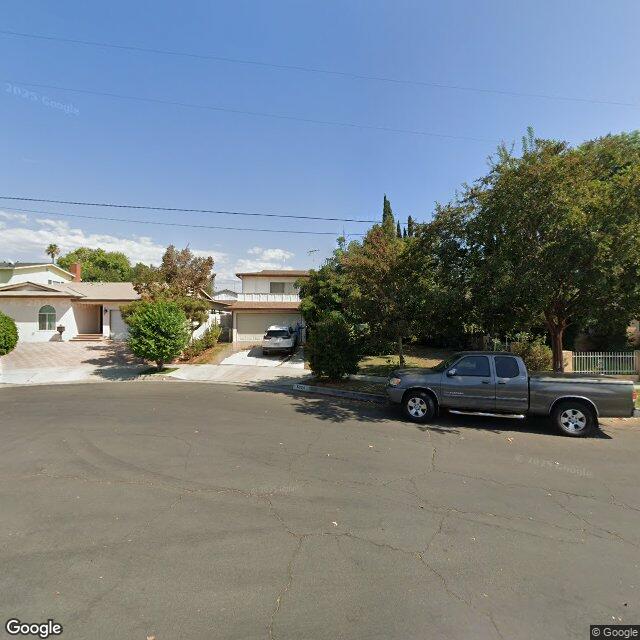 Foreclosed Property at 6924 N BEVIS AVE