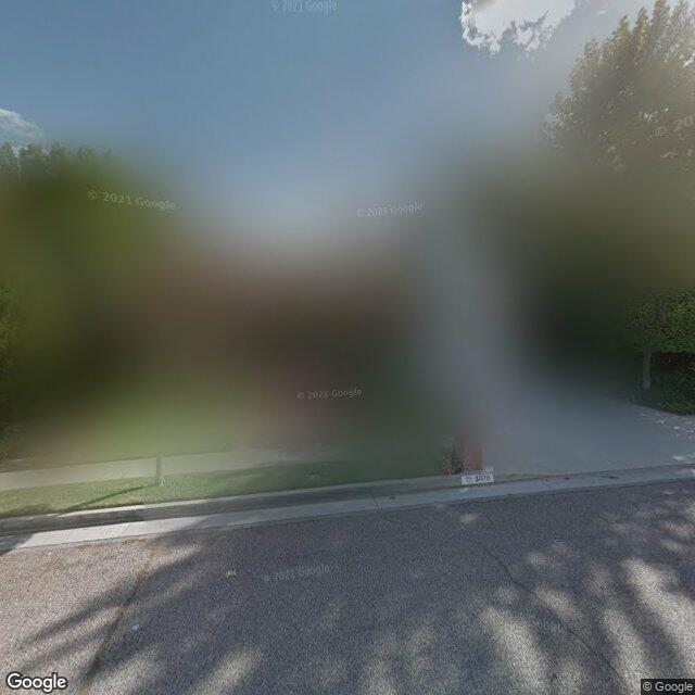 Foreclosed Property at 3878 N ALONZO AVE