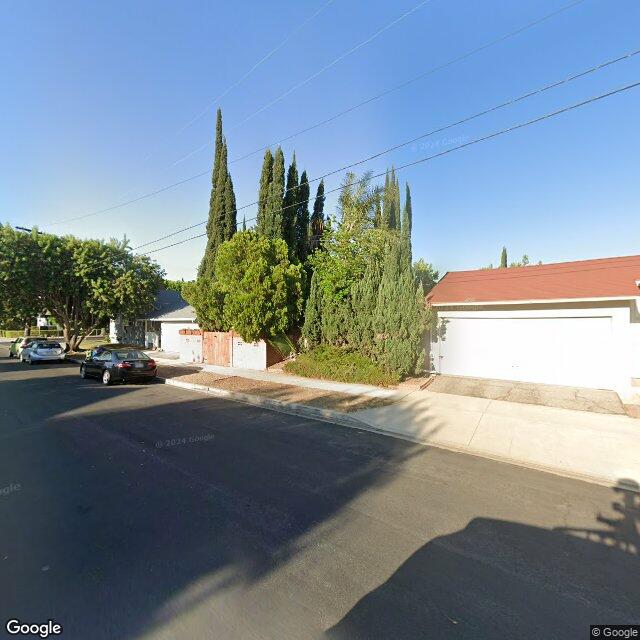 Foreclosed Property at 7119 N BURNET AVE