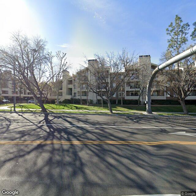 Foreclosed Property at 5535  CANOGA AVE