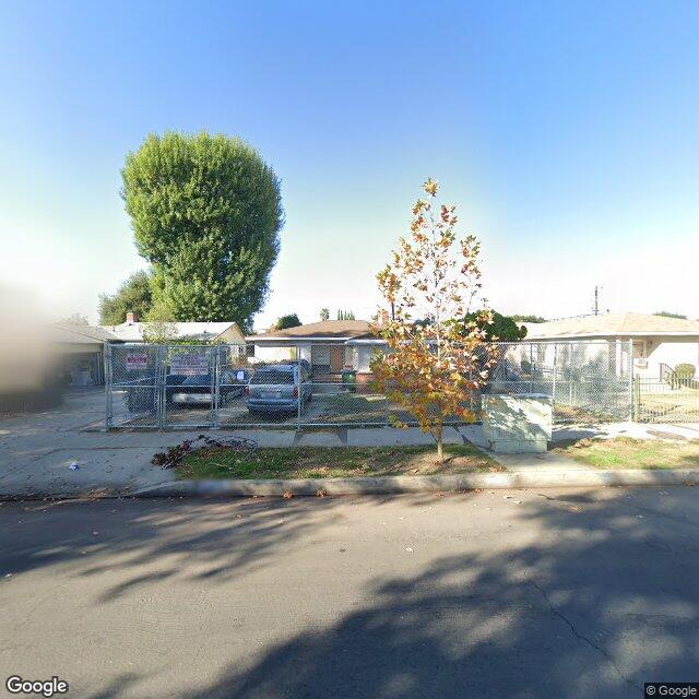 Foreclosed Property at 5859 N CEDROS AVE