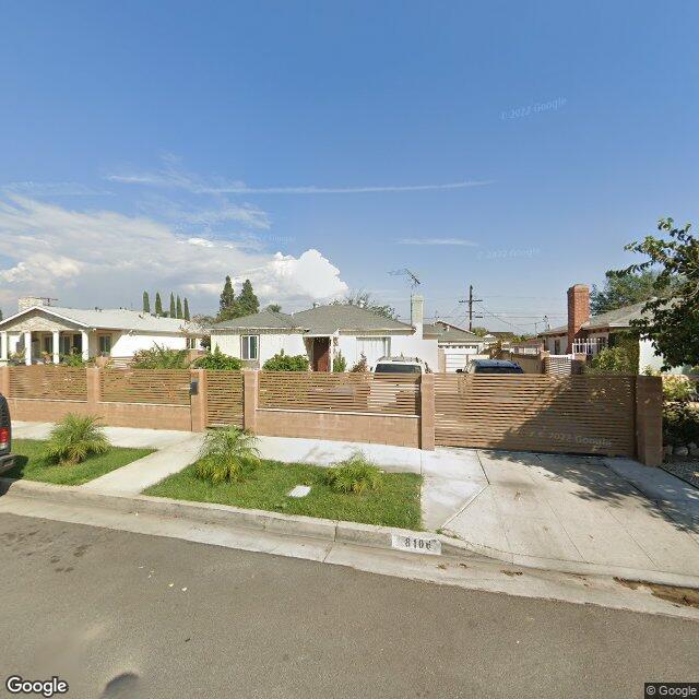 Foreclosed Property at 8106 N LAURELGROVE AVE