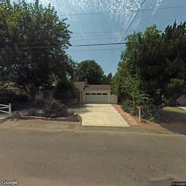 Foreclosed Property at 5311 N WOODLAKE AVE