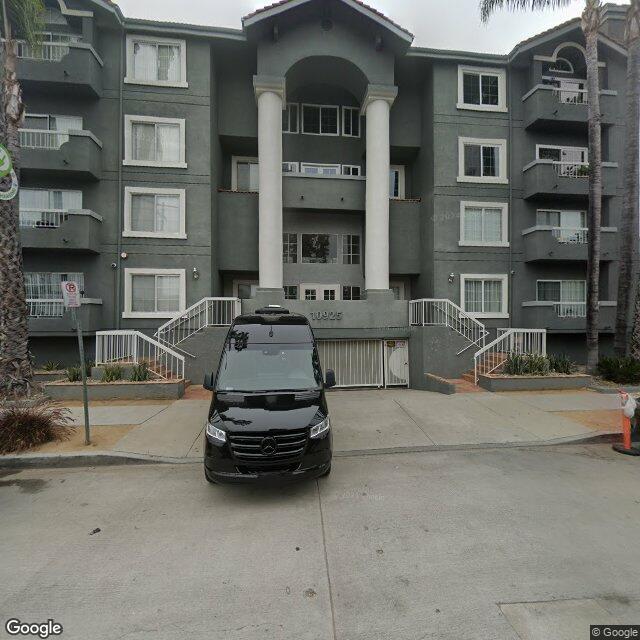 Foreclosed Property at 10925 W BLIX ST