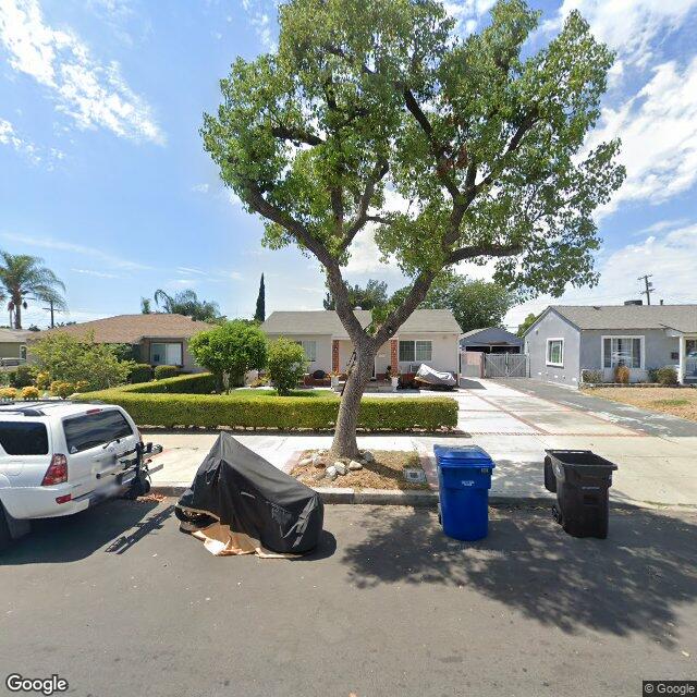Foreclosed Property at 6227 N WILLOW CREST AVE