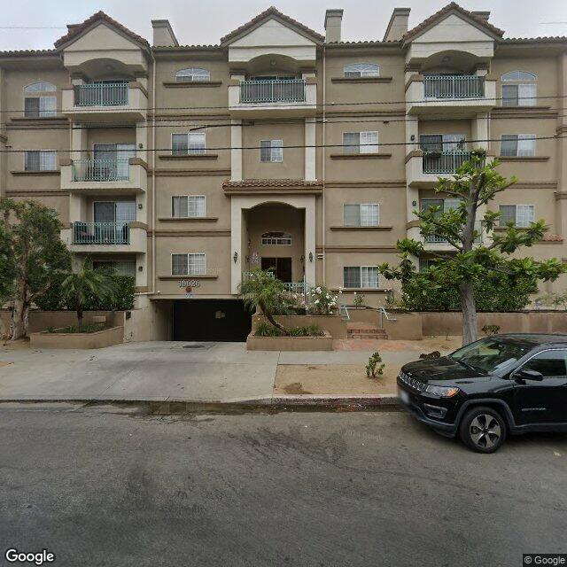 Foreclosed Property at 10626 W VALLEY SPRING LANE