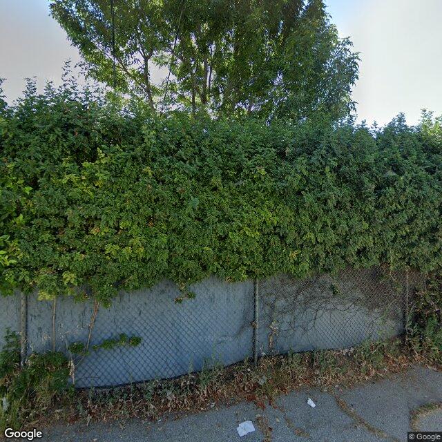 Foreclosed Property at 10333 N DANUBE AVE