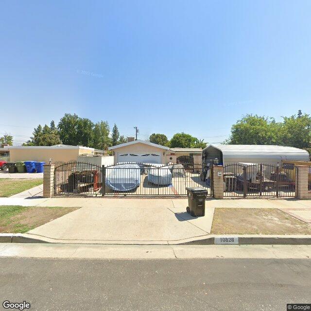 Foreclosed Property at 10828 N AQUEDUCT AVE