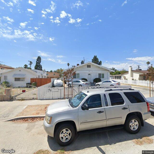 Foreclosed Property at 6641 N LEMP AVE