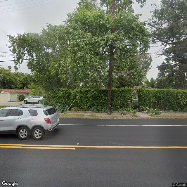 Foreclosed Property at 5114 N FULTON AVE