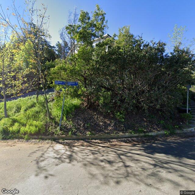 Foreclosed Property at 3907 N FREDONIA DR