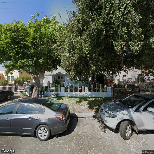Foreclosed Property at 7125 N GEYSER AVE