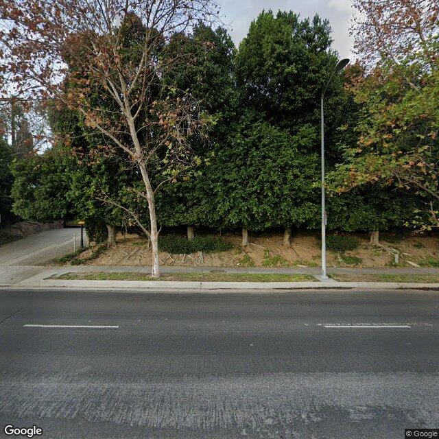 Foreclosed Property at 9611 N PASO ROBLES AVE