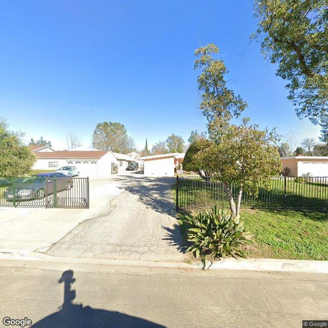 Foreclosed Property at 21341 W COMMUNITY ST