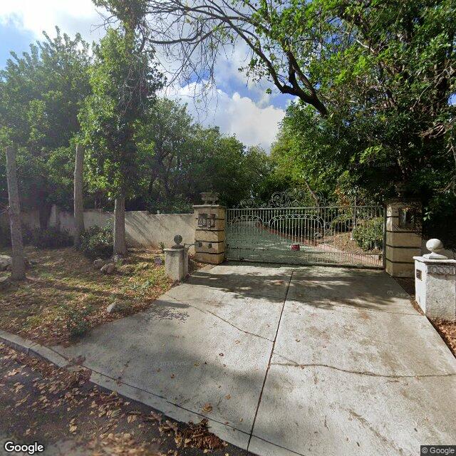 Foreclosed Property at 115 N LADERA DR