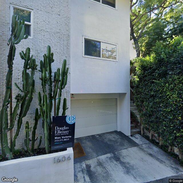 Foreclosed Property at 1604 N CRATER LANE