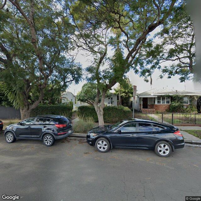 Foreclosed Property at 843 E SUNSET AVE
