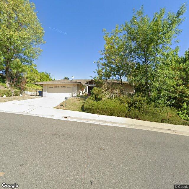 Foreclosed Property at 4527 N WINNETKA AVE
