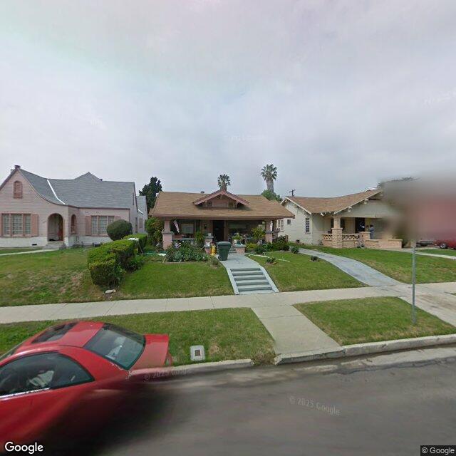 Foreclosed Property at 5445 S VICTORIA AVE