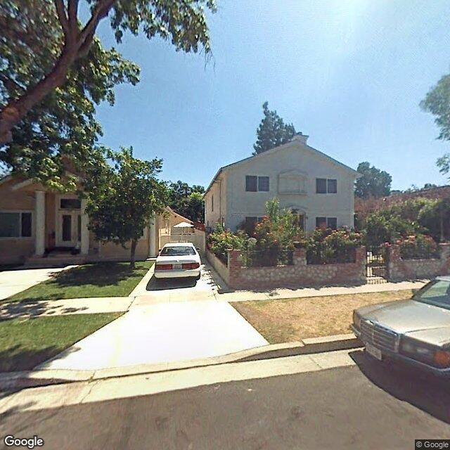 Foreclosed Property at 4908 N HESPERIA AVE
