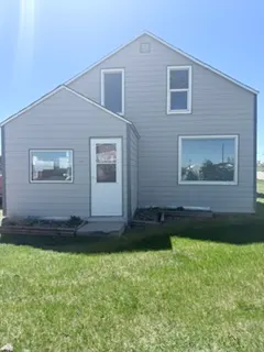 400 Main Ave foreclosure property image