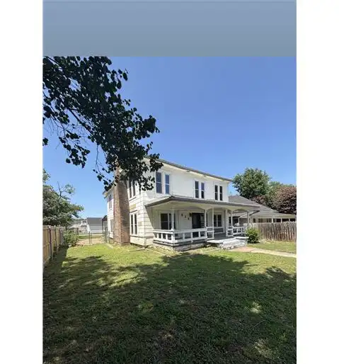 512 W Moore Street foreclosure property image