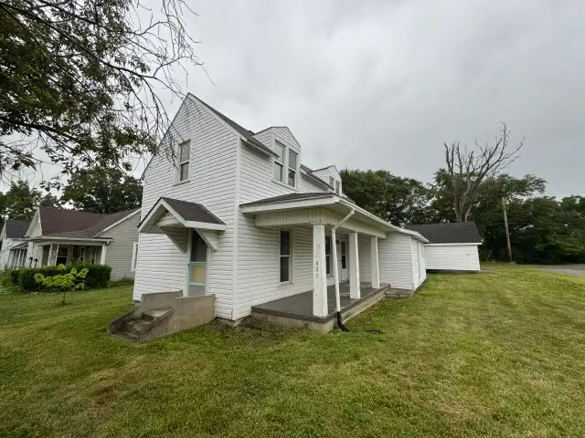 403 Western Ave foreclosure property image