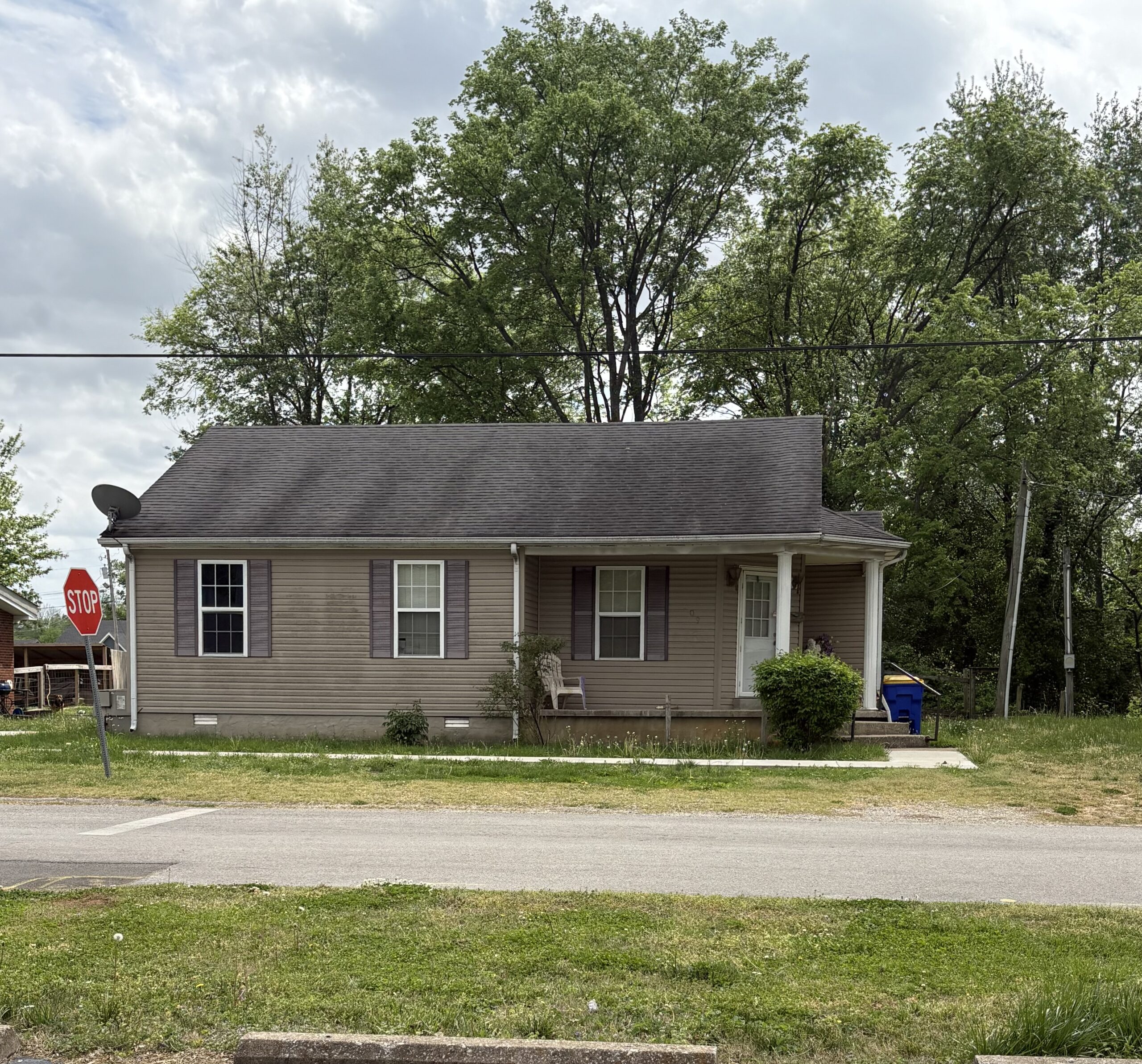 609 Jackson Street foreclosure property image