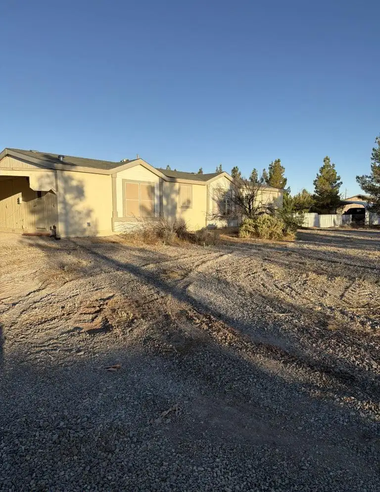 2390 W Christie Ct foreclosure property image