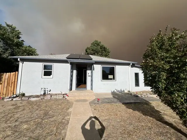 706 Airlane Ave foreclosure property image