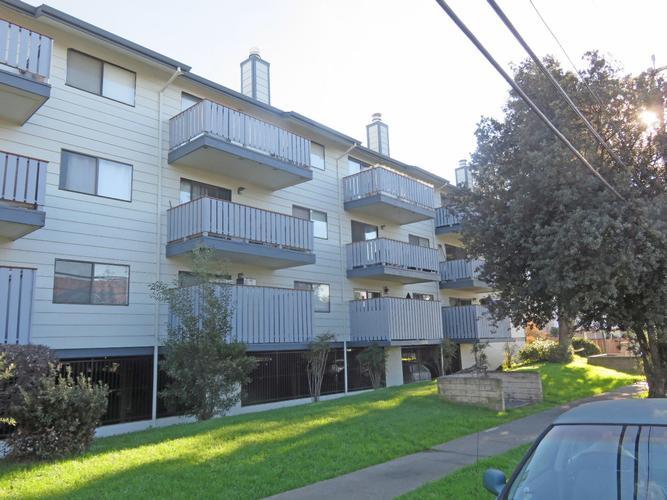 325 Valle Vista Ave 117 foreclosure property image
