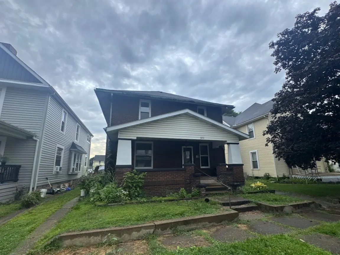323 South 9th Stree foreclosure property image