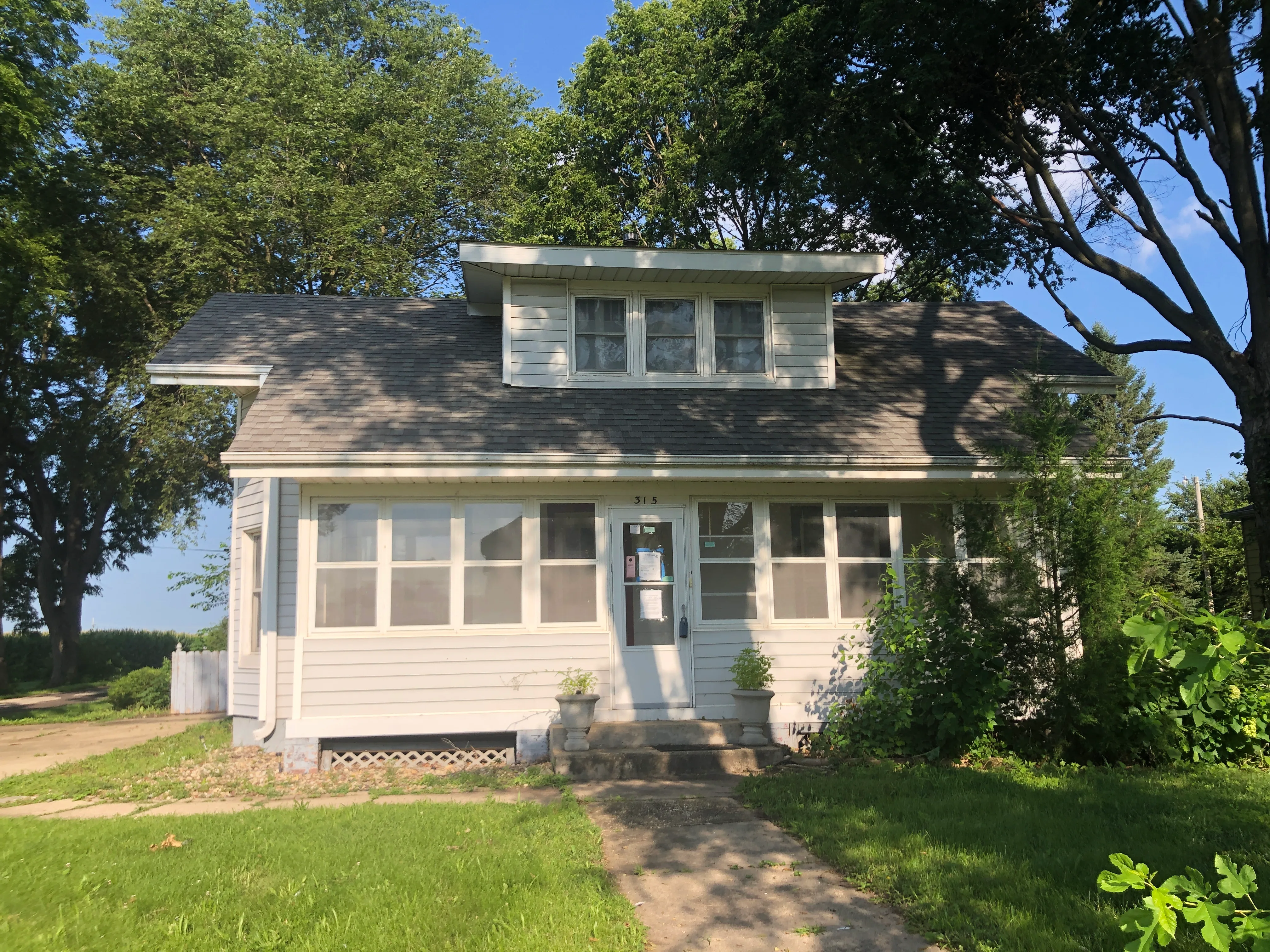 315s Main Ave foreclosure property image