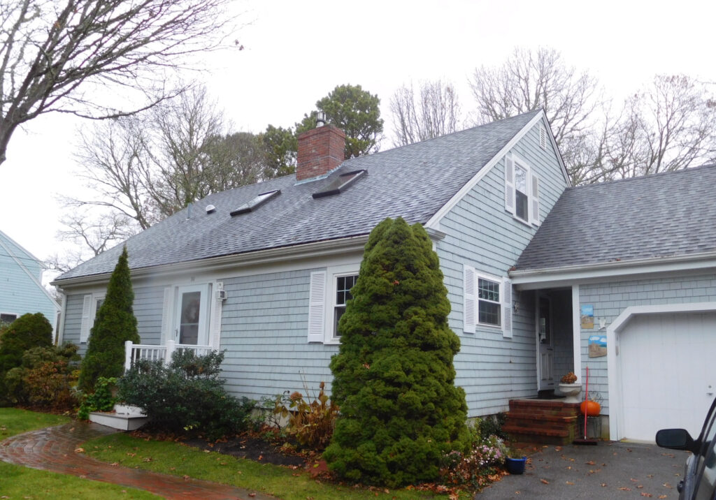 OSTERVILLE (BARNSTABLE), MA – 1,937+/- sf, 3BR, 2BA Home in Prime Location foreclosure property image
