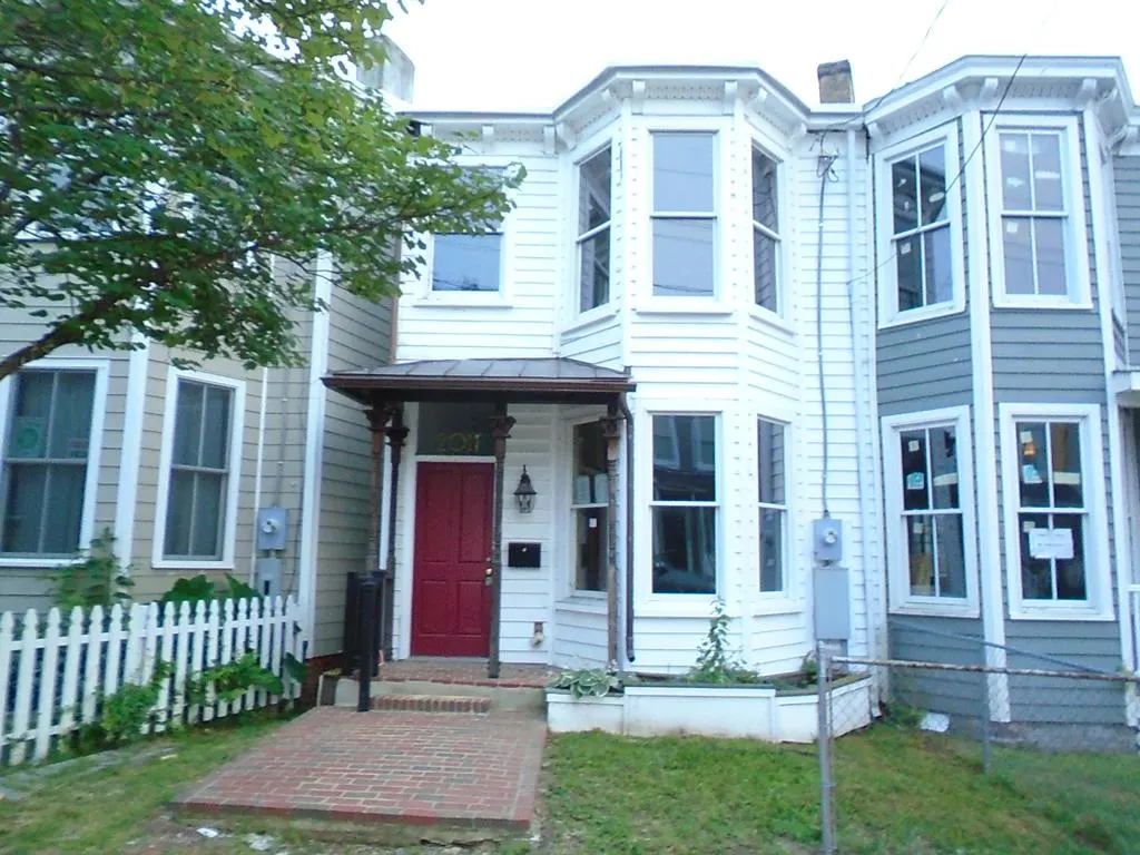 2011 Venable St foreclosure property image