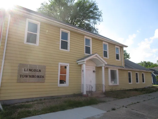 101 N Lincoln St foreclosure property image