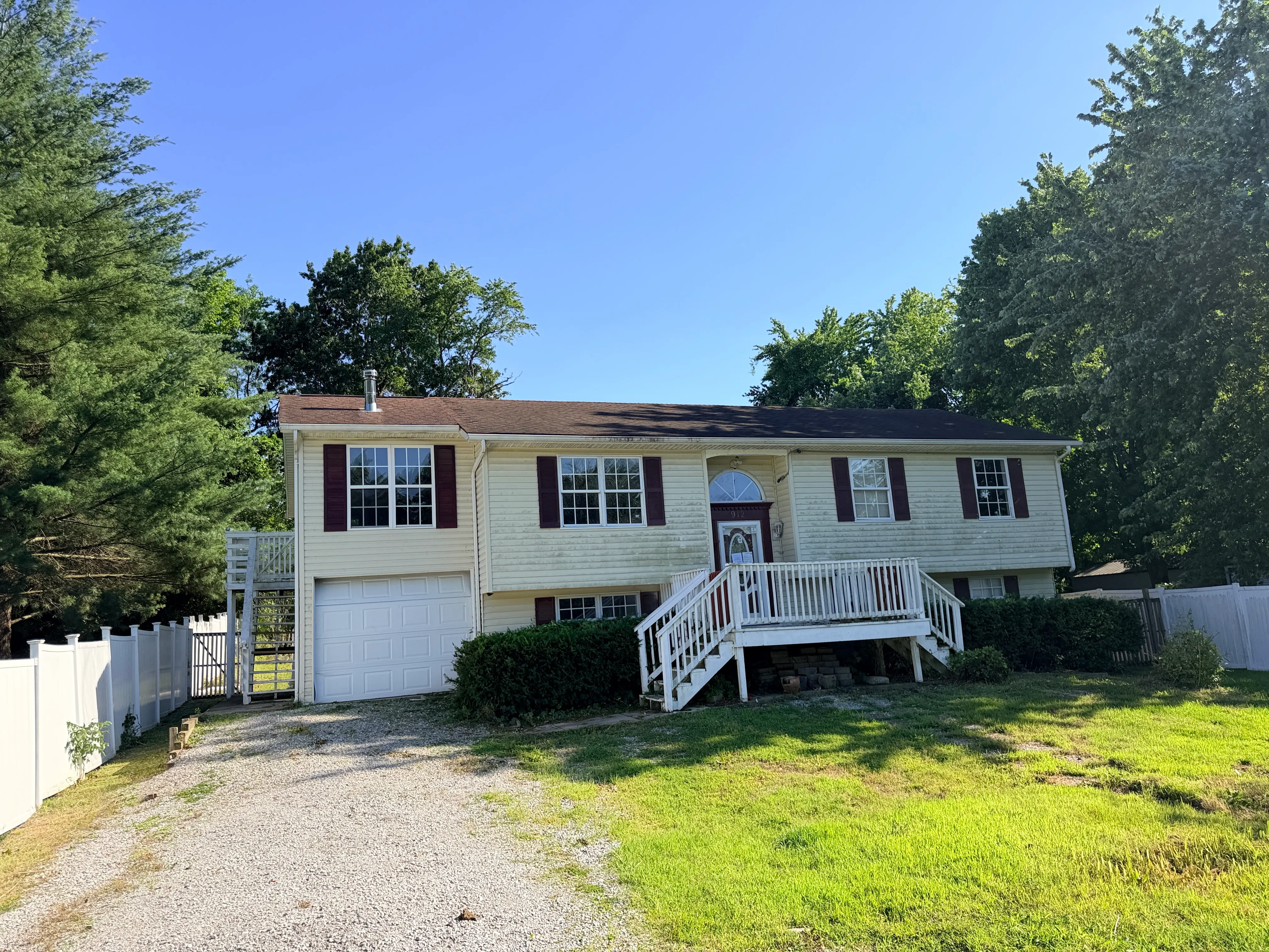 912 Glenn Ave foreclosure property image