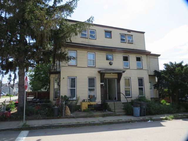 19 Cross Street foreclosure property image