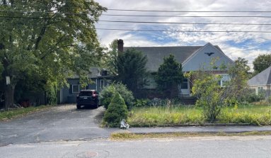 137 Howe Street foreclosure property image