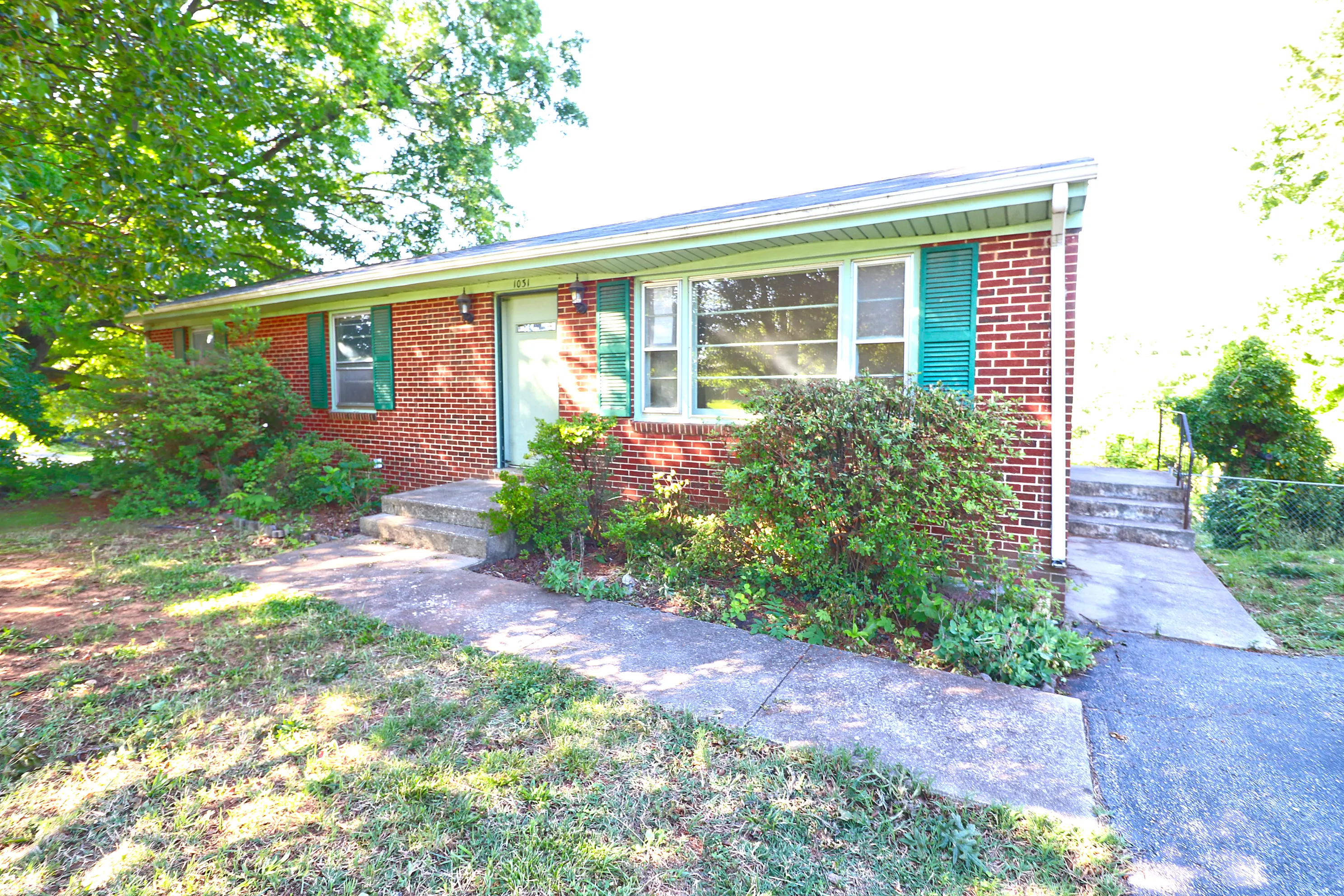 1031 Broadhill Drive foreclosure property image