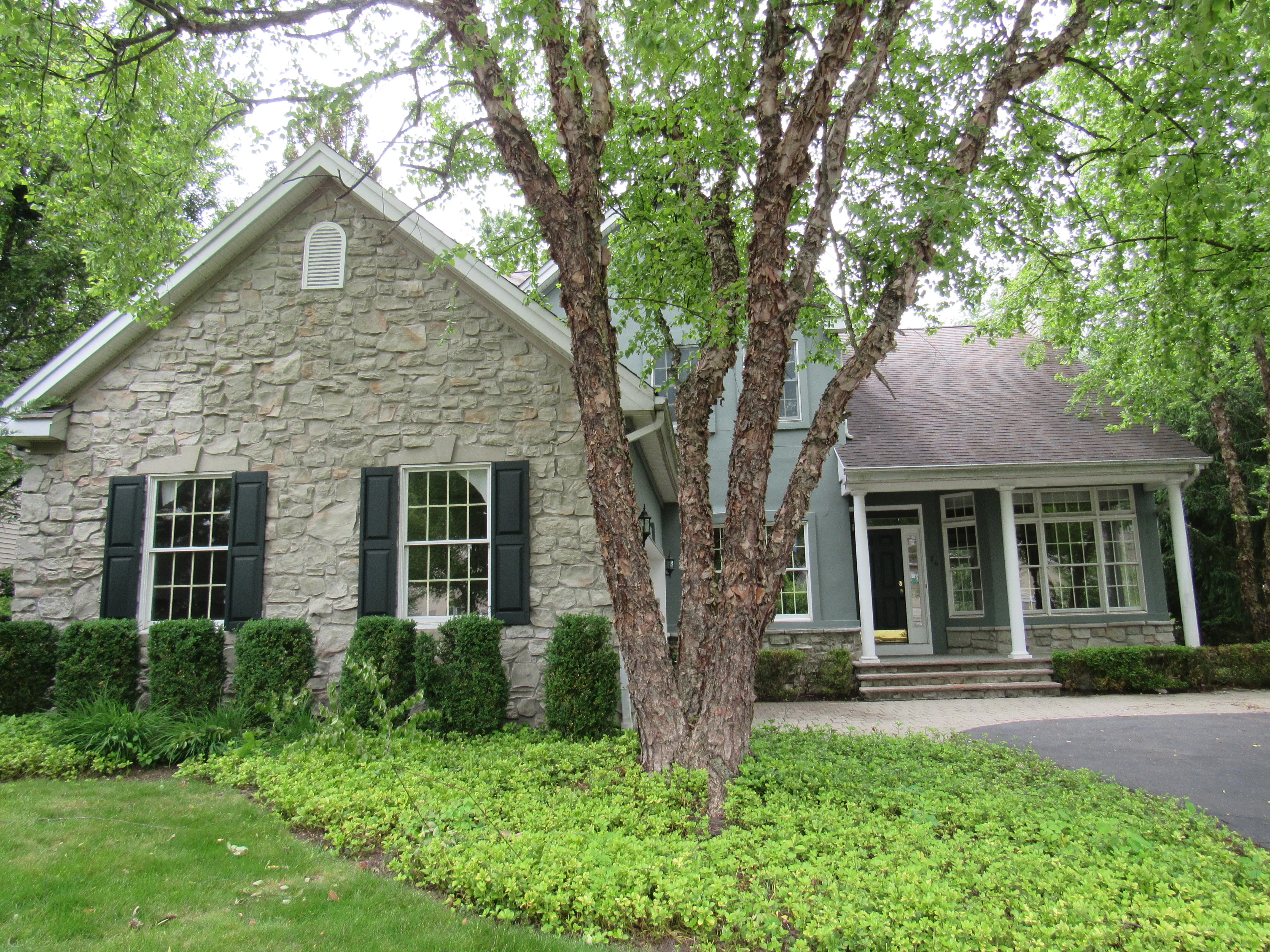 26 Bethpage Dr foreclosure property image