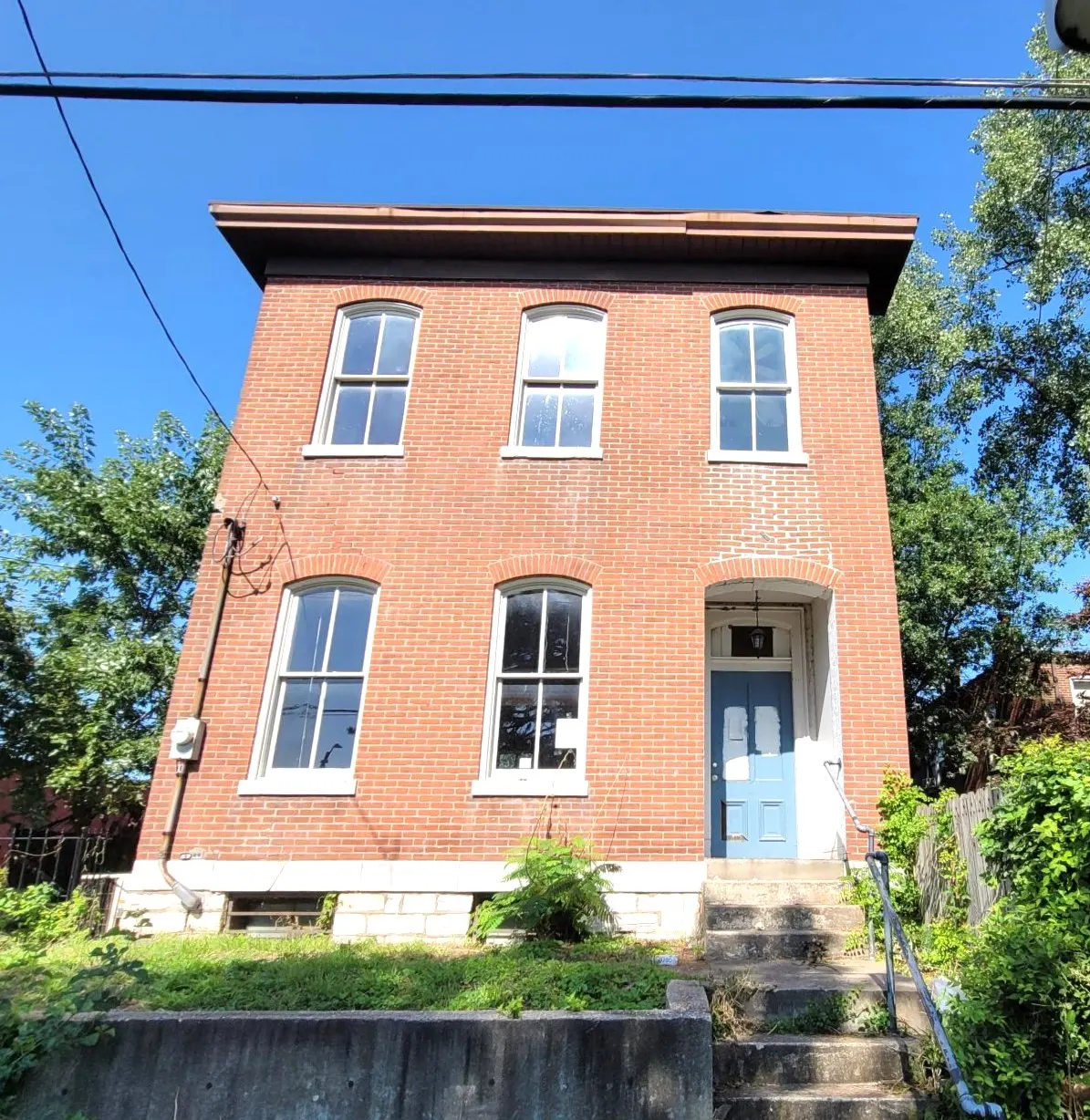 4244 Iowa Ave foreclosure property image