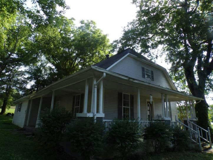 316 S Military St foreclosure property image