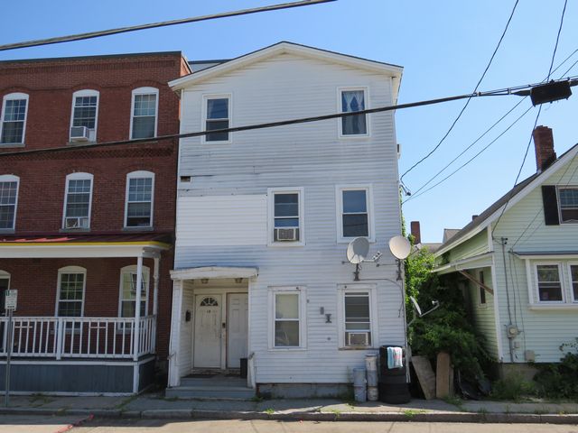 18-20 Maple Street foreclosure property image