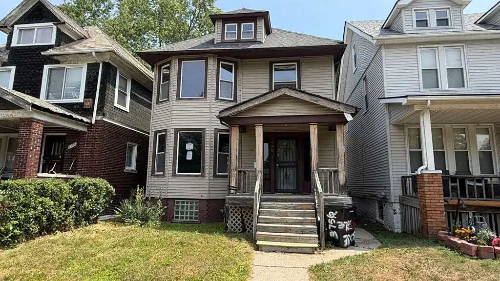 3756 Helen St foreclosure property image