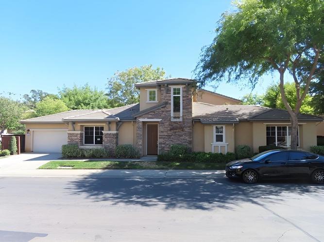 2122 Sterling Dr 52 foreclosure property image